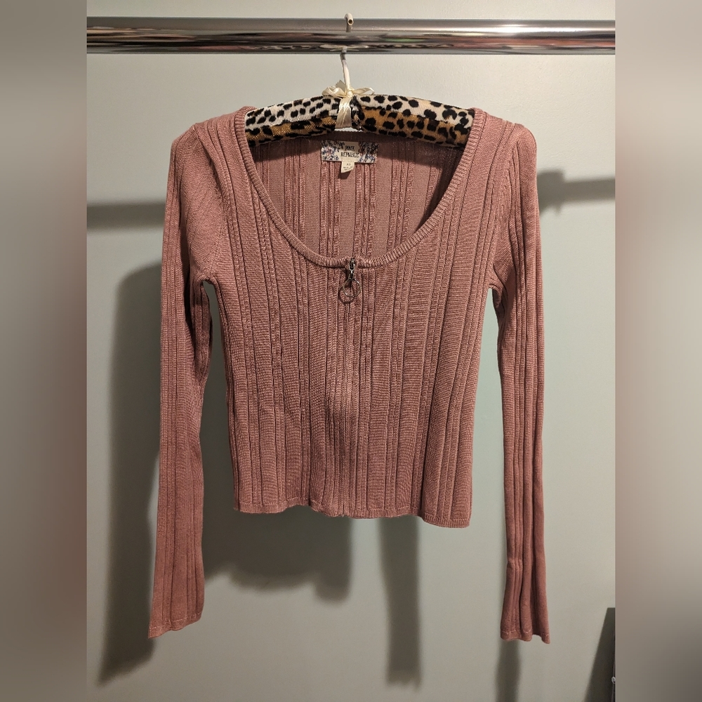 🌼5 for $30🌼 Pink Republic shirt